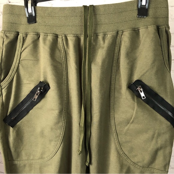 PANTS - Women's Urban Groove Olive Colored Hip Hop Pants With Pockets. Size M - Picture 9 of 16